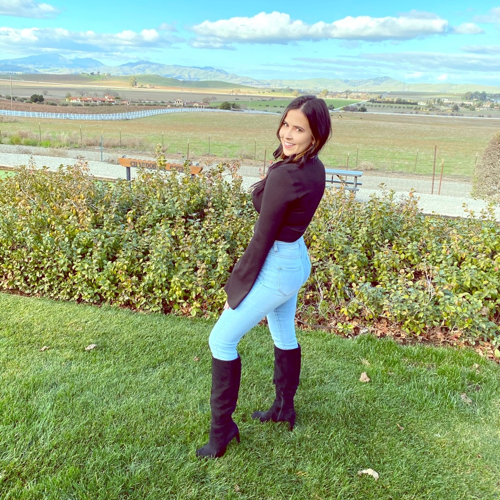 Meet your Posher, Brittni